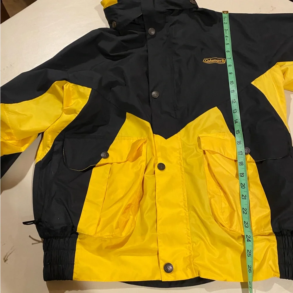 Vintage Coleman Coat Men’s Medium Black Yellow Full Zip Snaps Lined Hooded